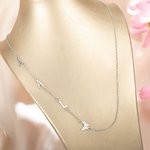 Collana personalizzata con iniziali 1-3 e farfalla Regali per lei