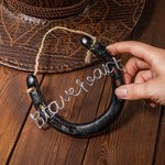 Fer à Cheval Pendant Personnalisé avec Nom Décoration Murale Cadeau Anniversaire Mariage pour Amoureux de Cheval