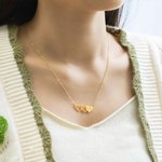 Collier Personnalisé avec Initiale Ensemble de 2 Colliers d'Amitié Cadeau d'Anniversaire pour les Meilleures Amies et les Soeurs