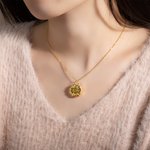 Médaillon Personnalisé avec Photo Collier de Tournesol Cadeau Anniversaire pour Femme