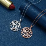 Collar personalizado de plata de ley con proyección de fotos del árbol genealógico y un 