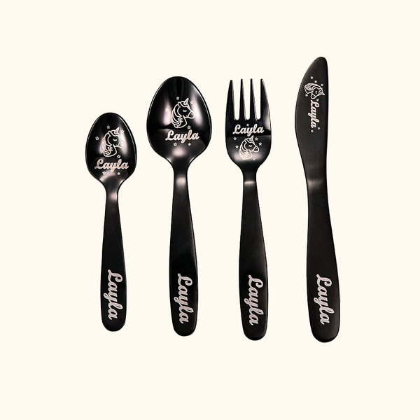 Eenhoornbestekset met naamschepje