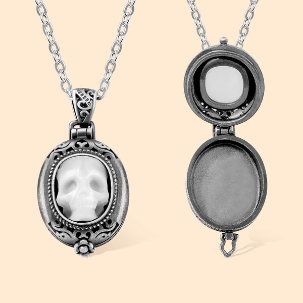 Personalized Vintage Gothic Carved Pearl Skull Locket Necklace with Text Halloween Day of the Dead Gift for Gothic Enthusiast