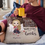 Funda de cojín personalizada para chica vintage lectora Just a Girl Who Loves Books Funda de cojín para decorar el hogar para lectores Bookworm Gift