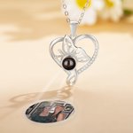 Personalisierte Herz Schmetterling Projektion Foto Halskette mit Ich liebe dich in 100 Sprache