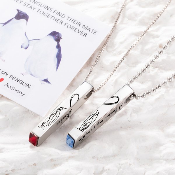 Personalisierte Pinguin Matching Heart Couple Halsketten mit eingravierten Namen Satz von 2 Birthstone Schmuck Valentinstag Jahrestag Geschenk für geliebte Menschen