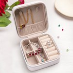 Boîte à Bijoux en Cuir PU Personnalisée avec Fleur de Naissance et Nom Cadeau pour Femme