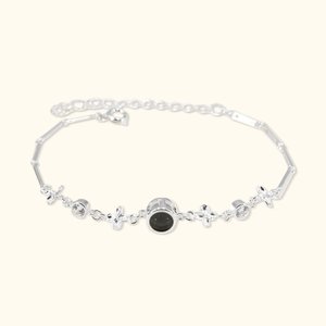 Bracelet de Projection Personnalisé avec Photo Bijou Orné de Trèfle à Quatre Feuilles Micro-sculpté Cadeau d'Anniversaire de Fête des Mères pour Elle