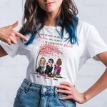 Camiseta personalizada Besties Side By Side Cheers Sitting Under Tree Best Friend Gift Friendship Gift