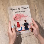 Coppia personalizzata che si siede sotto l'albero Fiore Tu e io Placca acrilica Regali per coppie Decorazione acrilica