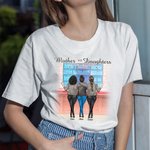 Personlig mor och dotter Vänner för alltid Skyltfönster Bakgrund Blommor T-shirt Mors dag