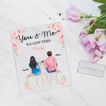 Coppia personalizzata che si siede su una sedia, cheers flower placca acrilica Girlfriend Gifts Desk Ornament