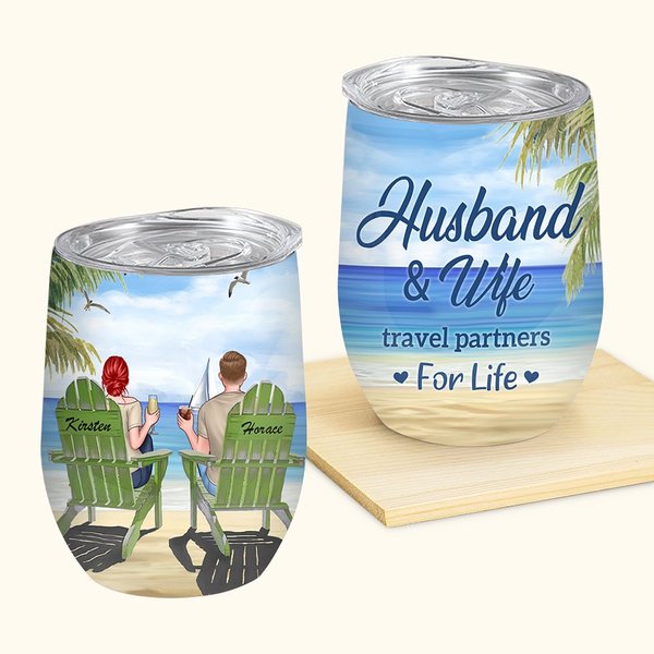 Marito e moglie personalizzati che viaggiano insieme per la vita Bicchiere da vino di San Valentino da 12 oz.