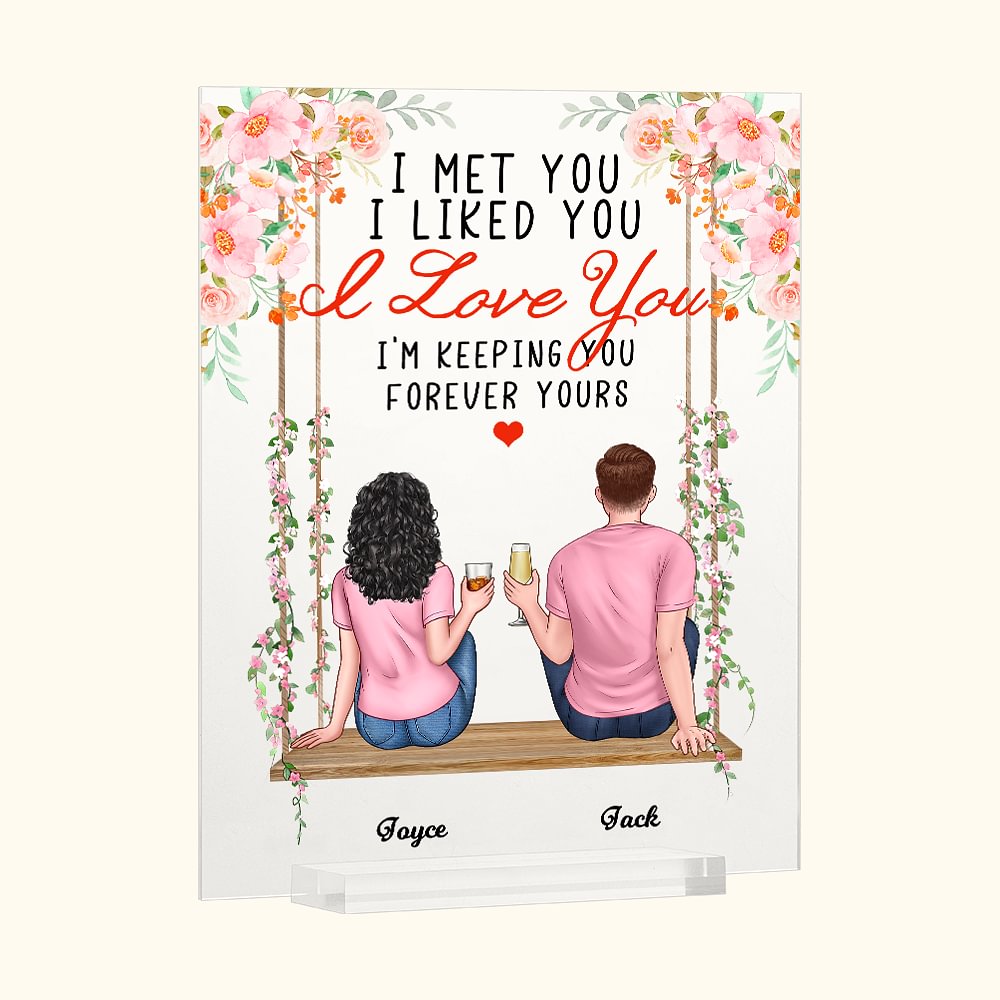 Plaque acrylique personnalisée Couple assis sur une balançoire fleurie Je t'aime Cadeaux pour petites amies Ornement de bureau