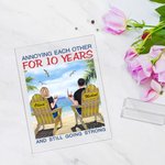 Personalizada Annoying Each Other for Years Couple on Chairs Placa acrílica Regalo de aniversario Adorno de escritorio