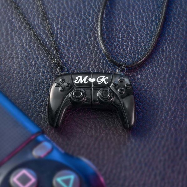 Personalisierte Gamepad magnetische Anhänger Halskette mit eingravierten Initialen Valentinstag Geschenk für Spiel-Paar