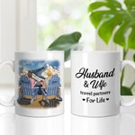 Marito e moglie romantici partner di viaggio godono di una vista sulle montagne Tazza in ceramica bianca Regalo di San Valentino Lavastoviglie e Mi