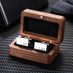 Personalisierte eingravierte Initialen Name Herren Manschettenknöpfe mit Holzbox Geburtstag Hochzeit Vatertag Geschenk für ihn