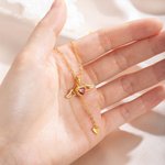 Personalisierte Flatternde Engelsflügel Halskette mit Herzform Geburtsstein Valentinstag Geburtstag Jahrestag Geschenk für Damen