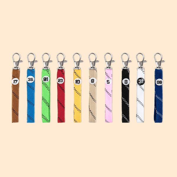 Personalisierte Hockey Skate Lace Nummer Tasten auf beiden Seiten Schlüsselanhänger Sport Schlüsselanhänger für Hockey-Fans
