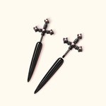 Orecchini personalizzati con spada e pugnale Gioielli punk gotici con pietra di nascita per donne e uomini