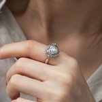 Personalisierte Liebe Biene Wabe Edelstein Foto Anhänger Ring Halskette Geschenk für Freundin Mama Familie Mitglied