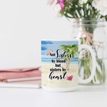 Gepersonaliseerde niet zusters door bloed, maar zusters door hart kokosnoot boom wit keramische koffiemok afstuderen verjaardagscadeau voor Besties