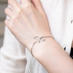 Pulsera personalizada de caballo con inicial Charm Joyería para ecuestre Amante de los caballos Regalo de cumpleaños