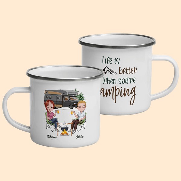 Tasse en émail personnalisée pour les amoureux du camping et de la randonnée.