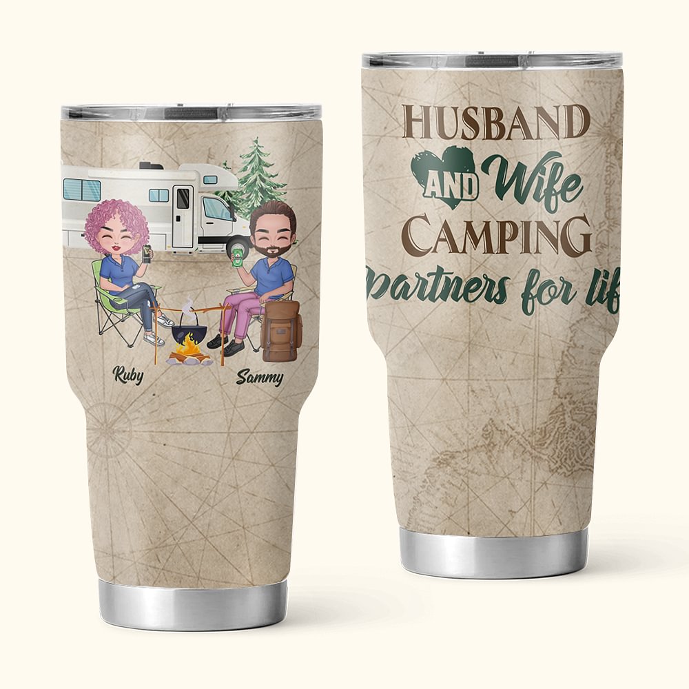 Cadeau d'anniversaire pour un couple de campeurs qui voyagent autour du monde.