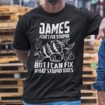 Personalisierte Ich kann nicht reparieren dumm, aber ich kann reparieren, was dumm tut Faust und Schraubenschlüssel mechanische Werkzeuge Herren-T-Shi