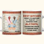 Gepersonaliseerde Best Bitches Op Nog Een Jaar Samenzijn Op Alcohol Witte Keramische Mok Verjaardag Afstudeercadeau voor Bestie Zus