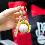 Personalizado Multicolor Bate de Béisbol Guante de Béisbol Llavero Bolsa de Accesorios con el nombre grabado Equipo Entrenador Regalo para el amante d