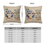 Henkilökohtainen Istutaan leirinuotion äärellä ja katsellaan, miten ihmiset pysäköivät leirintäautojaan heittää tyynynpäällinen syntymäpäivälahja leirintäalueelle pariskunnalle huoneen sisustus