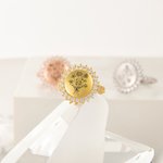 Bague personnalisée avec nom gravé en Zircons Bouquet de fleurs de naissance Bijoux pour femme Cadeau d'anniversaire pour maman grand-mère