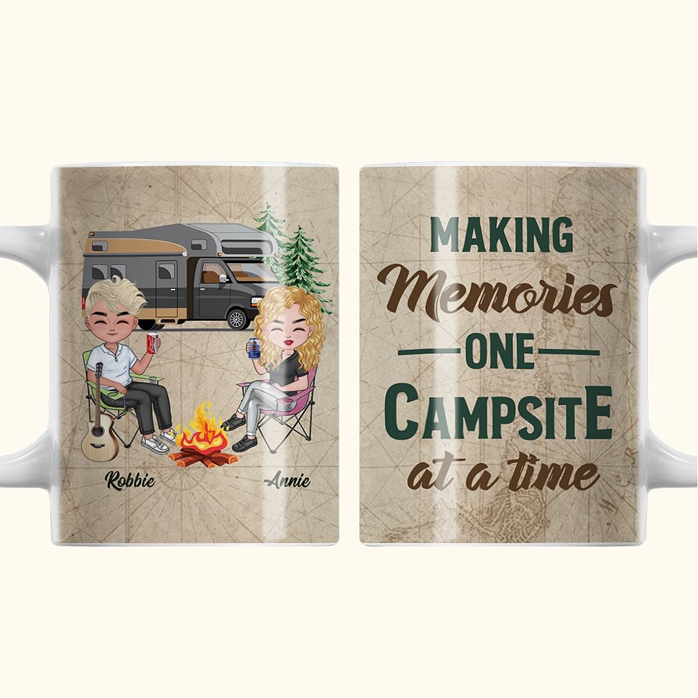 Tasse en céramique blanche personnalisée "Making Memories One Campsite At A Time" Cadeau pour couple