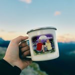 Gepersonaliseerde Life Is Better Around The Campfire Night Camping Family Couple with Kid Emaille Mok Anniversary Gift