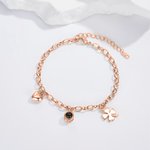 Gepersonaliseerde Vierbladige Klaver Foto Projectie Armband Vrouwen Armband met Ik hou van je in 100 talen Cadeau voor haar Herdenkingscadeau Verjaard