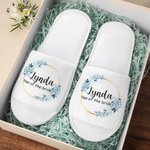 Personalizado de lujo zapatillas de boda blanco con corona de flores y el nombre Juego de 2 Día de la Boda Fiesta Nupcial Regalo para Novia Dama de honor