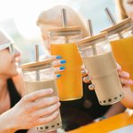 Personalisierte Satz von 2 Lebensmittelqualität Glas Tumbler Tasse Marson Jar Trinkgläser mit Bambus Deckel und Edelstahl Strohhalm Geschenk für Freun