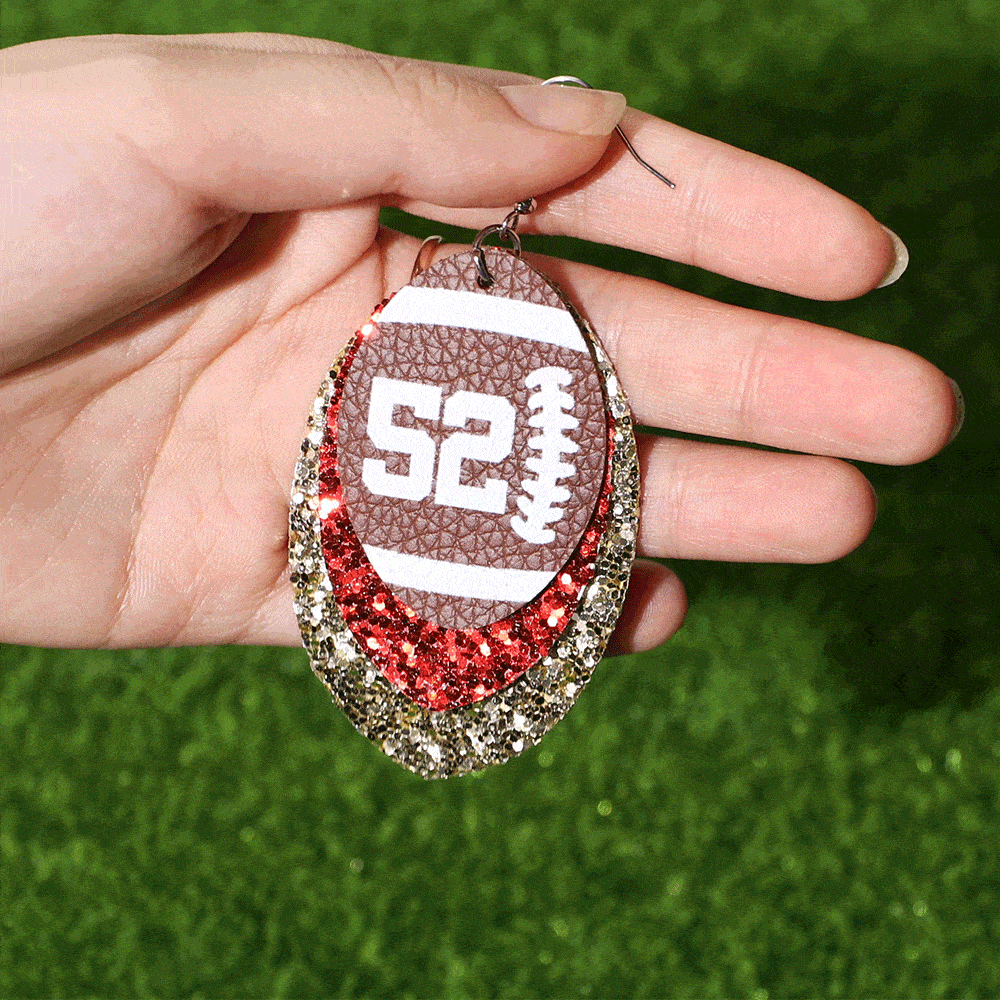 Personliga örhängen med fotbollsform och glitter i tre lager med tröjnummer för fotbollsmamma och fotbollsälskare