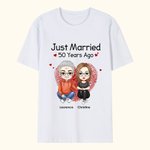 Personalisierte gerade geheiratet vor vielen Jahren T-Shirt Valentinstag Geburtstag Jahrestag Geschenk für Paar Frau Freundin Ehemann
