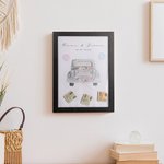Personalisierte Hochzeit Poster mit Just Married Geld Auto Design Home Dekoration Bargeld Geschenk für Flitterwochen Paar Newlyweds
