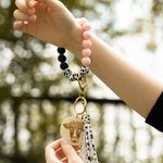 Henkilökohtainen Cow Print Rannekoru Avaimenperä Highland Cow Avaimenperä nimi Silikoni Helmet rannerengas Naisten Tytöt