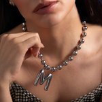 Collar personalizado unisex de cadena de bolas con iniciales de burbujas de gran tamaño Regalo de cumpleaños del Día del Padre para el amante del hip-