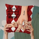 Taie d'Oreiller Personnalisée avec Mains Noms Parent et 1-7 Enfants Décoration à Domicile Cadeau Fête des Pères Mères pour Famille Papa Maman