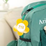 Etiquette de sac en acrylique 3D marguerite personnalisée Sac à dos Sac à déjeuner Siège auto pour enfants avec nom Cadeau de Noël Cadeau d'école Cade