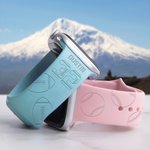 Bracelet de Montre en Silicone Personnalisé avec Nom Numéro Motif de Balle de Sport Accessoire pour Apple Watch Cadeau pour Femme Homme