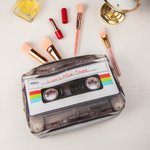 Trousse de Maquillage en PVC Personnalisée avec Texte Style Rétro de Cassette Cadeau Anniversaire Voyage pour Amoureux de Musique