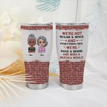 Personlig Vi är inte socker och krydda Allt trevligt böjd tumbler Roligt citat Vänskapspresent för syster bestie